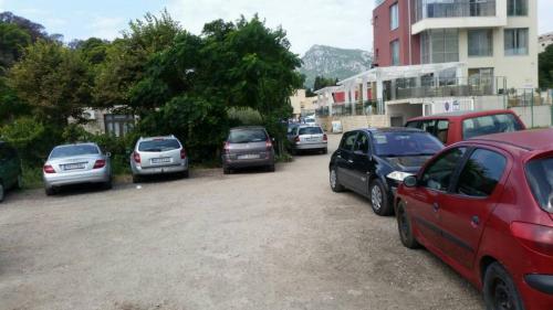 Sutomore  9